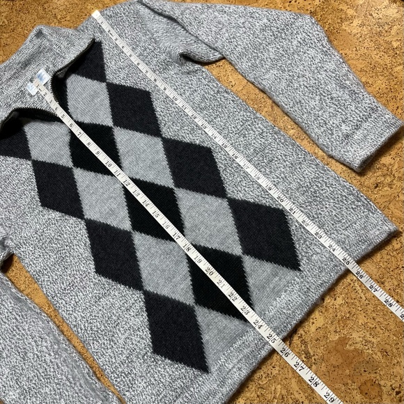 Signature Imports 100% Alpaca Partial Zip Gray Argyle Sweater Sz S - Picture 9 of 10
